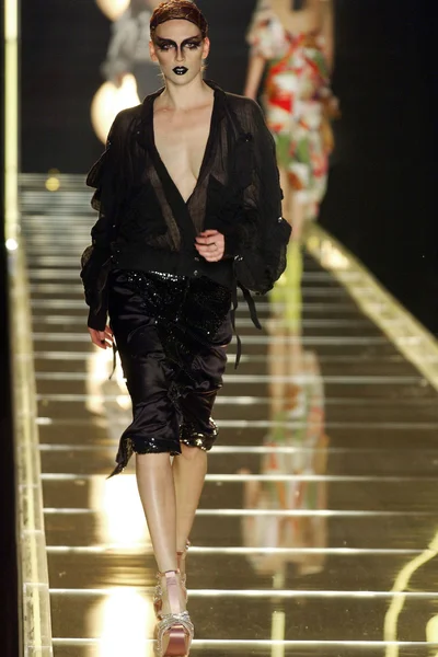 Look 34